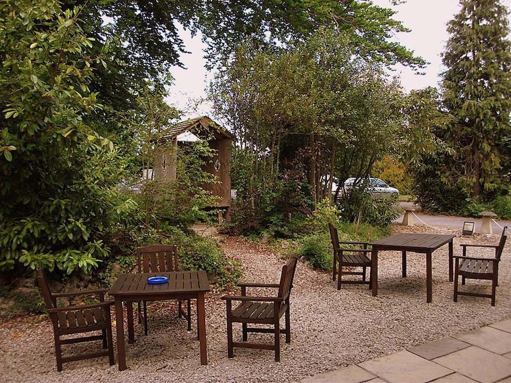 Fieldways Hotel Trowbridge Exterior photo